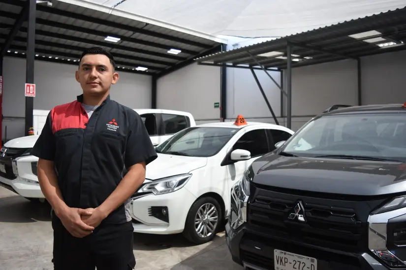 Néstor Martínez, el mejor mecánico de Mitsubishi
