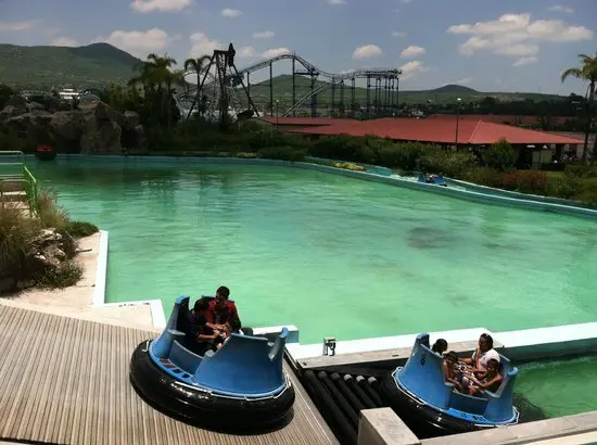 Con más de 12 atracciones acuáticas, Parque Bicentenario te abre sus puertas a la diversión. Foto: Cortesía.
