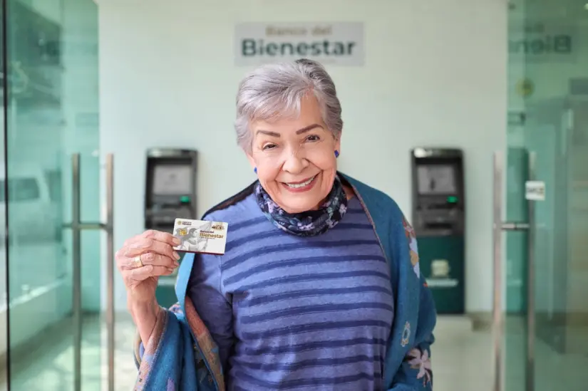 Estas personas recibirán su pago de la Pensión del Bienestar este 6 de mayo. Foto: Gobierno de México. Estas personas recibirán su pago de la Pensión del Bienestar este 6 de mayo. Foto: Gobierno de México.