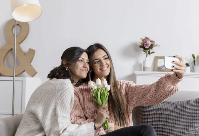 No te olvides de conseguir un regalo especial para mamá. Foto: Freepik. 