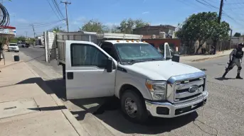 Decomisan camioneta con blindaje artesanal y cinco cartuchos de 7.62 × 51 mm en Guamúchil