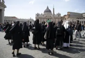 Cónclave 2025: la llegada masiva de casi mil monjas que sorprendió al Vaticano