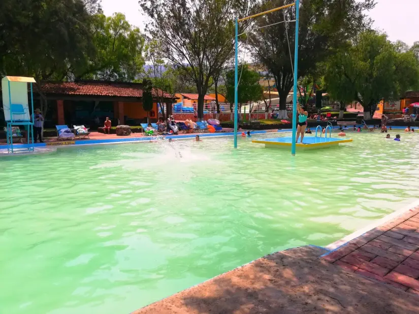 Estos son los horarios y costos de entrada del Balneario Ajacuba. Foto: Ajacuba Centro Vacacional.