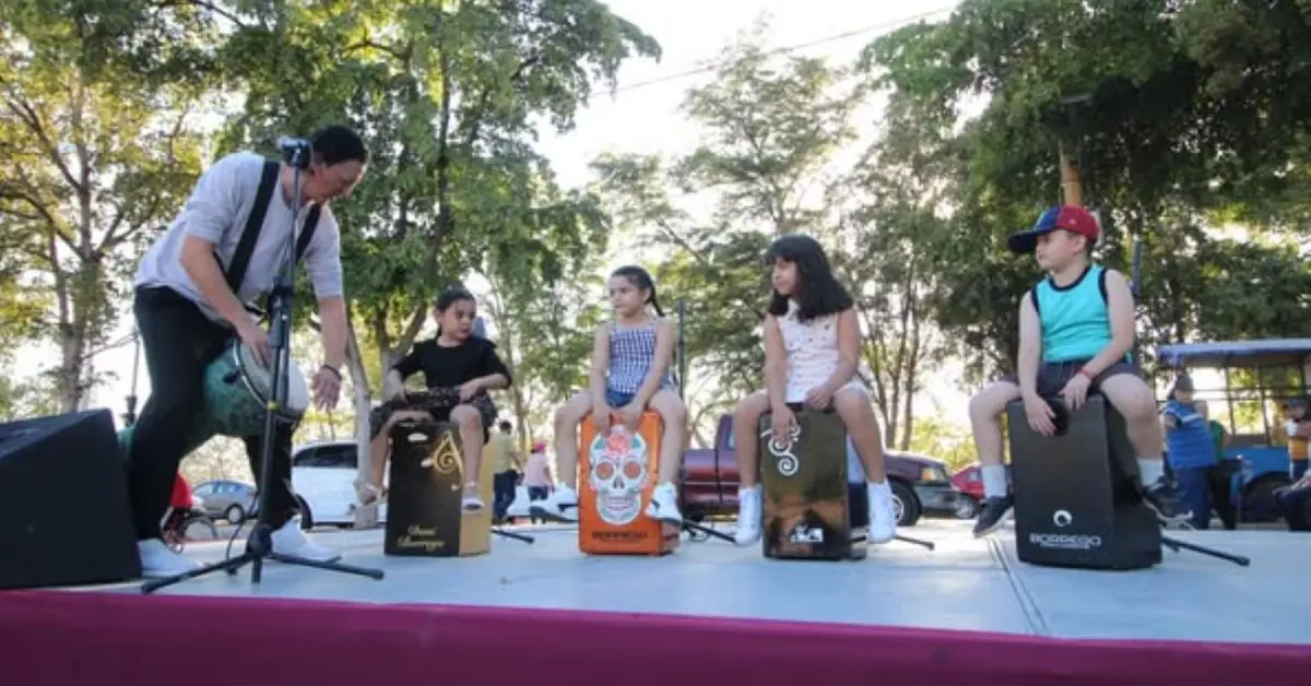 Niñas y niños se convierten en artistas con “Cajones y percusiones” en el Parque Culiacán 87