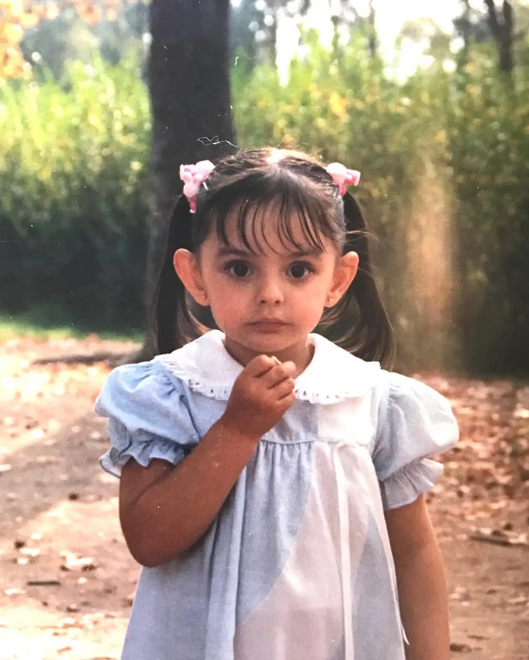 Aislinn Derbez durante su infancia Foto: Aislinn Derbez (Facebook)
