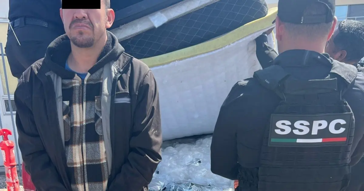 En Baja California detienen a un hombre que transportaba 200 kilos de metanfetamina en colchones