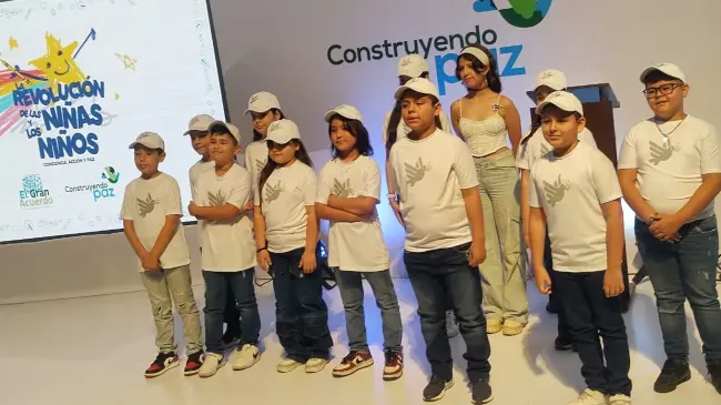 Niñas y niños se convierten en agentes de cambio en el más reciente Informe de Paz de Construyendo Paz IAP. Foto: Juan Madrigal