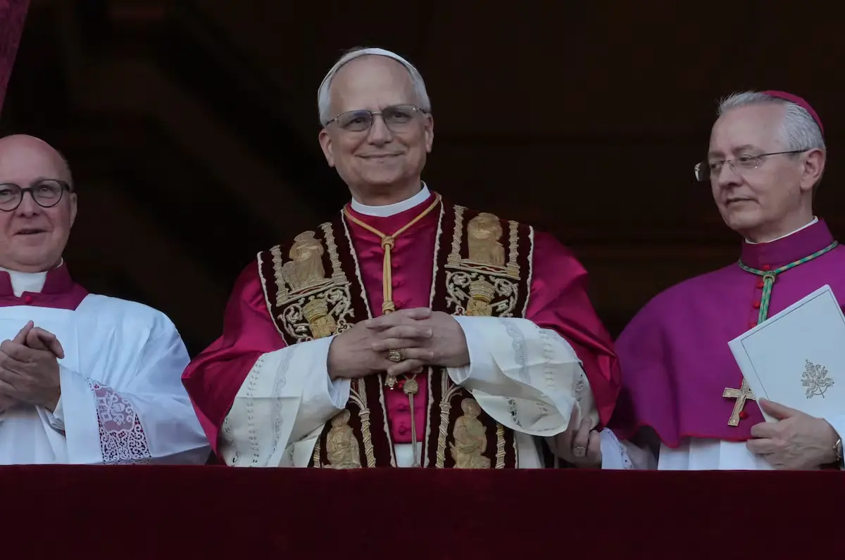 Quién es Robert Prevost, el nuevo Papa Leon XIV de nacionalidad estadounidense y peruana