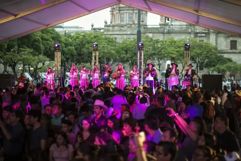 Festeja este día de las madres en el Centro Histórico con la Verbena que tiene para las mamás. Foto: Cortesía.