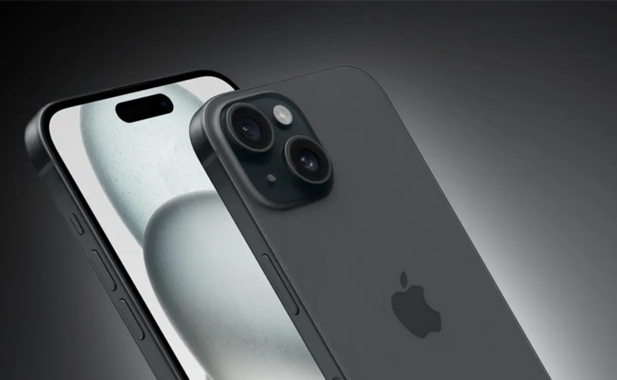 El iPhone 15 se mantiene como una de las mejores opciones en la gama alta. Foto: Apple