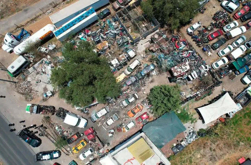 Recuperan 2.8 mil toneladas de autopartes robadas en CDMX y Edomex con Operación
