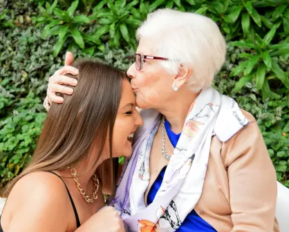 Día de las Madres 2025: 80 frases para felicitar a las mamás en su día