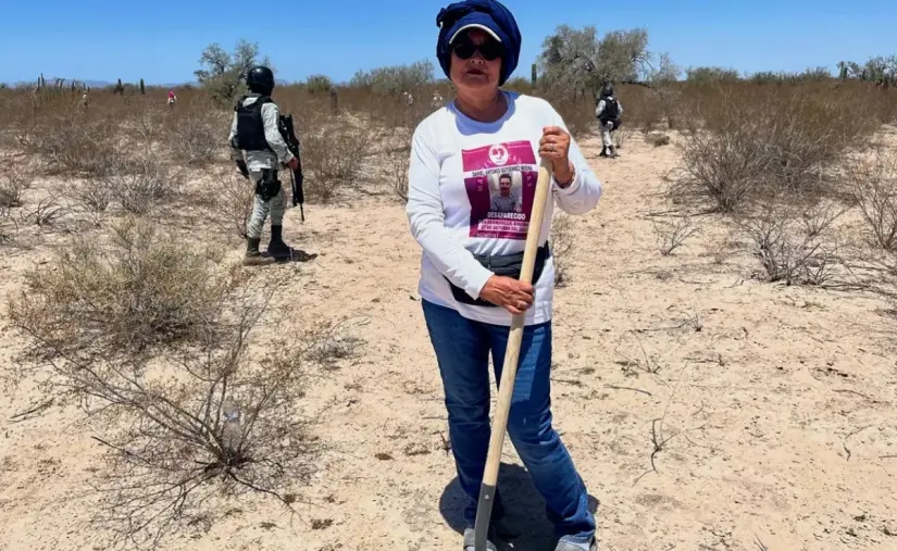Madre buscadora encuentra a su hijo con vida en Reynosa y el video conmueve a todo México