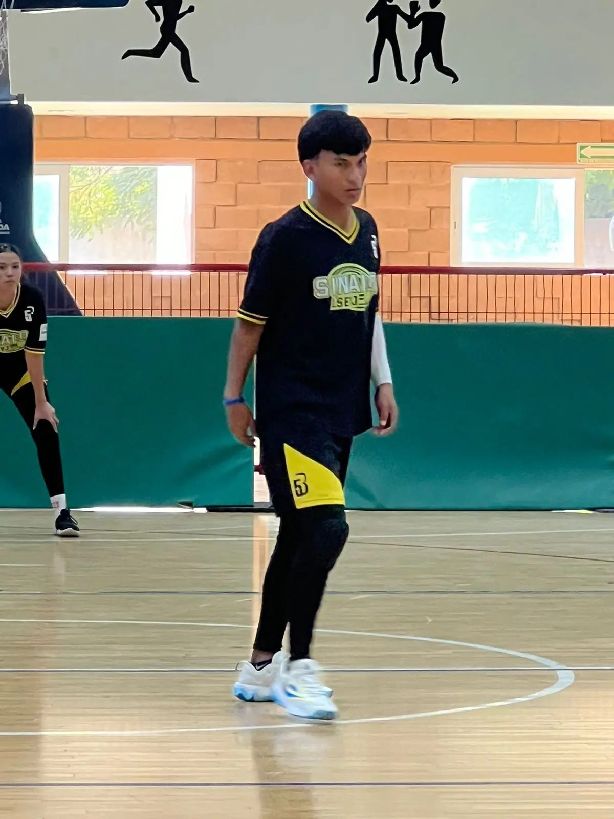 José Sánchez es un deportista dedicado y se esfuerza por mejorar su trabajo.