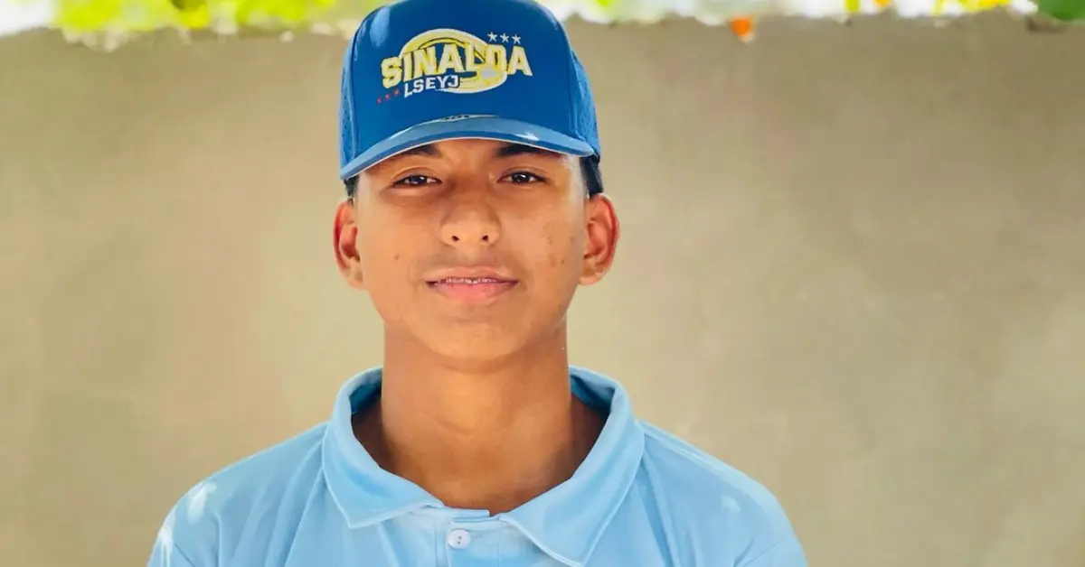 José Sánchez se esfuerza por destacar en el Beisbol Five de Navolato