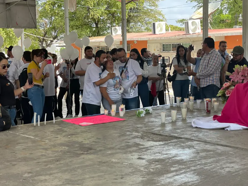 Realizan homenaje y manifestación pacífica para Alexa y Leydi