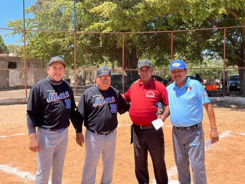 Alto kilometraje de entrenadores y  jugadores en el equipo Josefina Martínez