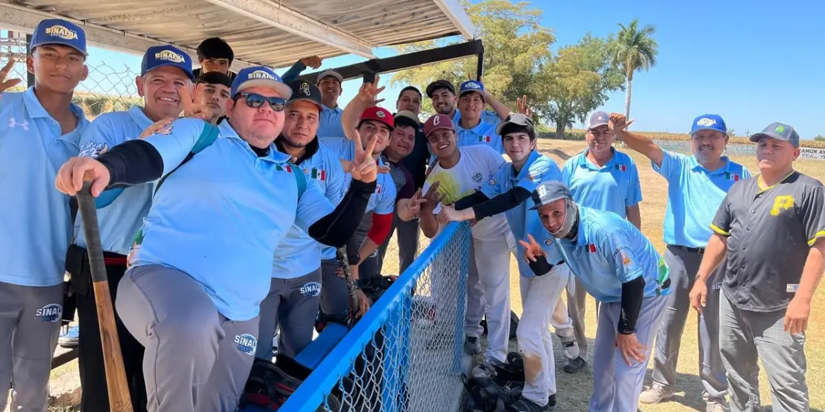 Campeones del primer juego de Playoff de la Liga Ejidal “Efrén Sauceda”