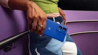 Moto G85 5G, un celular económico con batería poderosa; características y precio en Mercado Libre