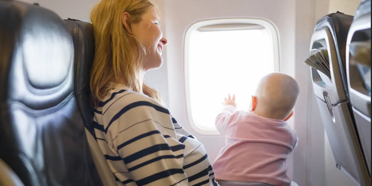 Viajar con niños no tiene por qué ser estresante, lleva todos los documentos y planificar será parte del éxito de tu viaje.