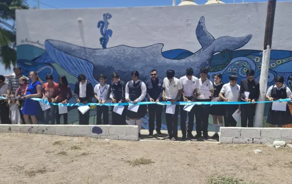Va´ llena de paz´ es el mural que une arte, juventud y medio ambiente en Altata