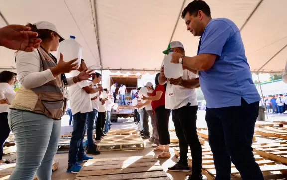 Rocha Moya y DIF Estatal dan Inicio al Aquatón para abastecer 400 comunidades