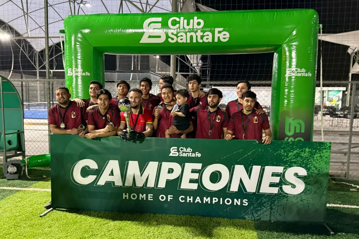 Barbería El Rey conquistó el campeonato de la Liga 2025 de Futbol 7 en el Club Santa Fe.