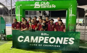 Barbería El Rey se corona campeón de la Liga 2025 de Futbol 7 en Club Santa Fe