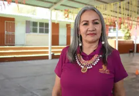Silvia Verónica: la maestra que educa con pasión en Culiacán y saca adelante a sus tres hijas