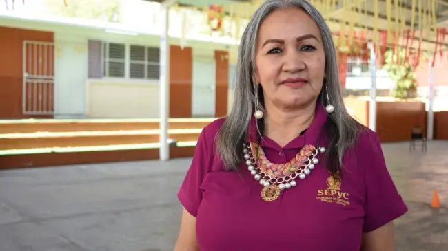 Con tres décadas en la docencia, Silvia Verónica Jiménez es maestra desde hace 16 años en la Primaria Jorge González, en el fraccionamiento Los Ángeles.