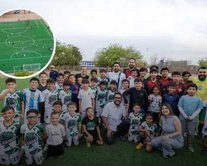 Culiacán inaugura cancha sintética y rehabilita cinco calles en Country del Río IV