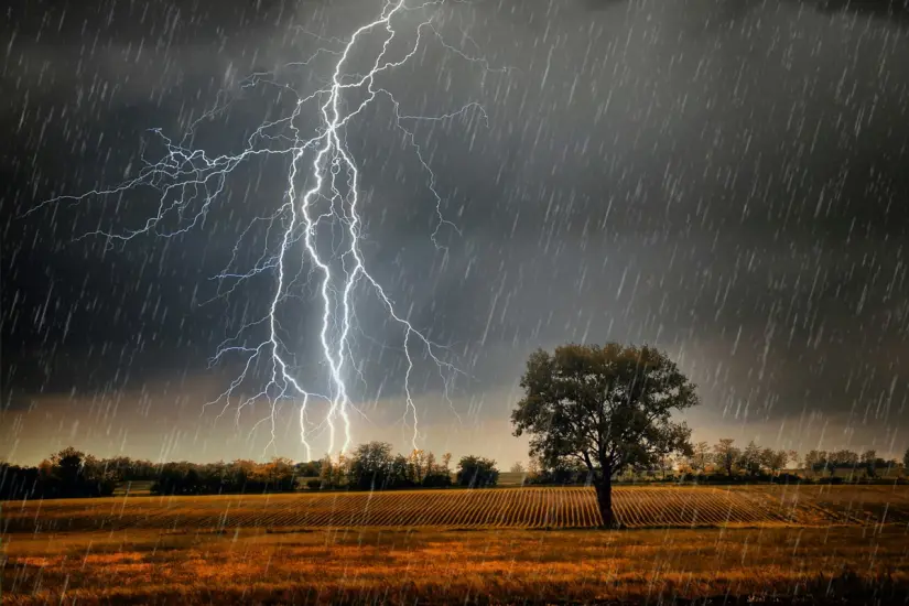 Durante el día de hoy el clima podría presentar chubascos con posibles descargas eléctricas. Foto: Cortesía. Durante el día de hoy el clima podría presentar chubascos con posibles descargas eléctricas. Foto: Cortesía.