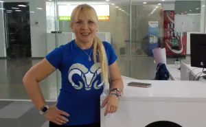 Karla Frost, una deportista y educadora que inspira a sus alumnos
