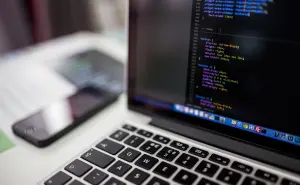 OpenAI Adquiere Windsurf: Un Paso Gigante en la Programación con IA