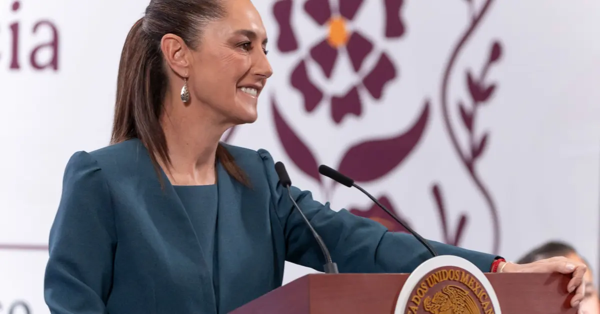 Resumen completo de La Mañanera de la Presidenta Claudia Sheinbaum hoy, lunes 19 de mayo de 2025