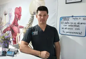 Sergio Castelo: el fisioterapeuta que transformó una lesión familiar en una vocación de vida en Culiacán