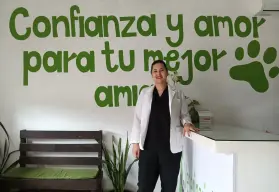Amor por las mascotas: Karina León, la veterinaria que apostó por Los Ángeles