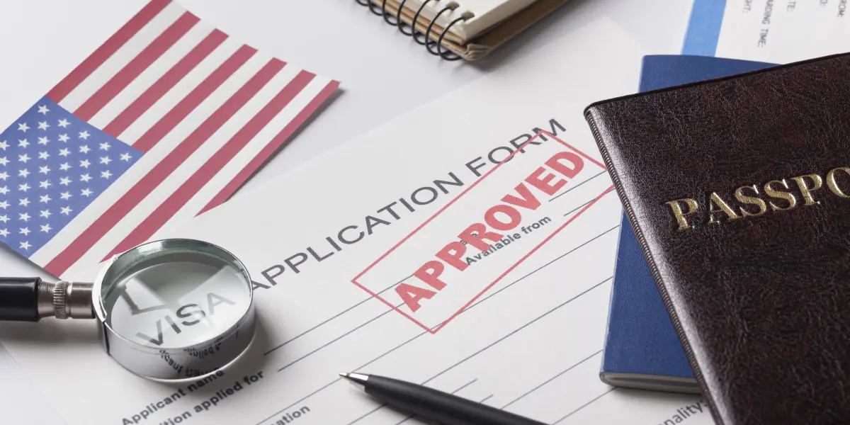 Ten cuidado y no cometas estos errores durante el trámite de tu visa americana. Foto: Freepik.