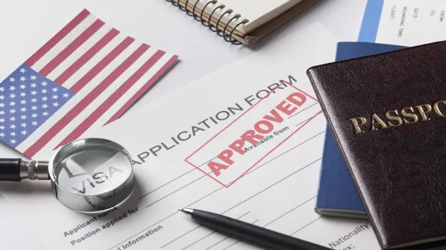 Ten cuidado y no cometas estos errores durante el trámite de tu visa americana. Foto: Freepik.