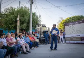 Tras 50 años de espera, vecinos de colonia Buenos Aires, en Culiacán, estrenan calles dignas y funcionales