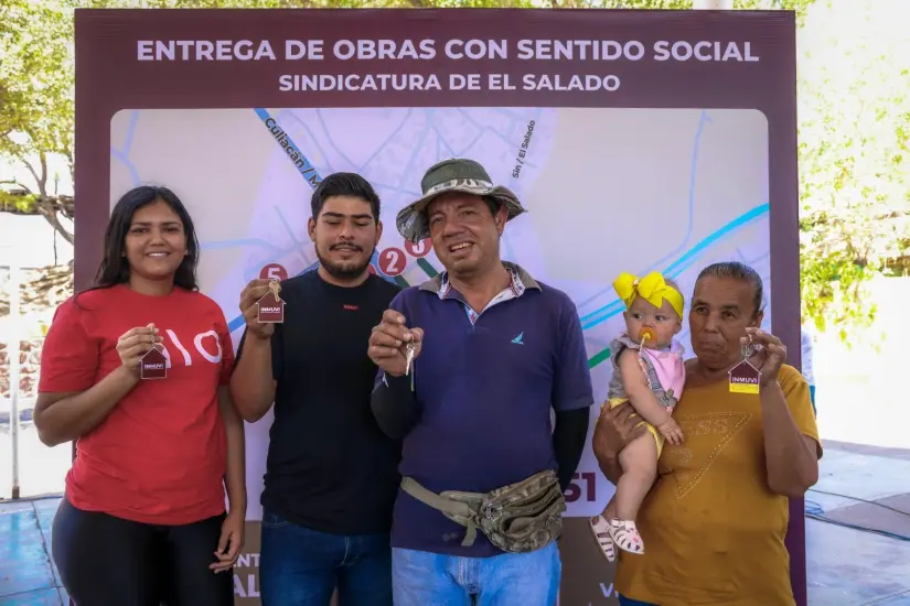 Anuncia gobernador Rocha Moya construcción de planta potabilizadora de 60 mdp en El Salado Se hizo entrega de llaves y constancias de 20 acciones de vivienda. Foto: Gob. de Sinaloa