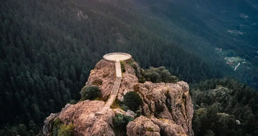 Admira las mejores vistas desde el Mirador Peña del Cuervo. Foto: México desconocido. Admira las mejores vistas desde el Mirador Peña del Cuervo. Foto: México desconocido.
