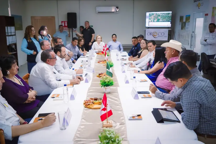 Oroco Resources anuncia inversión de 20 mdd en Sinaloa En la reunión estuvo la empresa y autoridades municipales. Foto: Gob. de Sinaloa