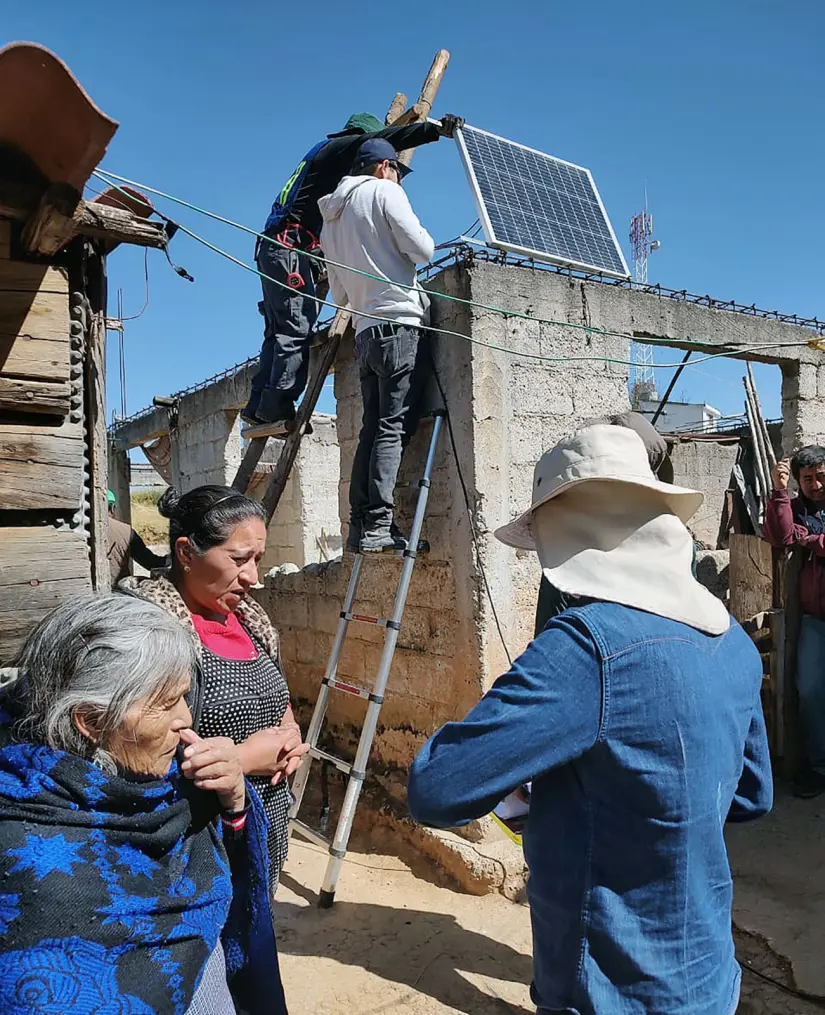 Paneles solares en San Felipe del Progreso para beneficiar a familias de las comunidades. Foto: Cortesía Paneles solares en San Felipe del Progreso para beneficiar a familias de las comunidades. Foto: Cortesía