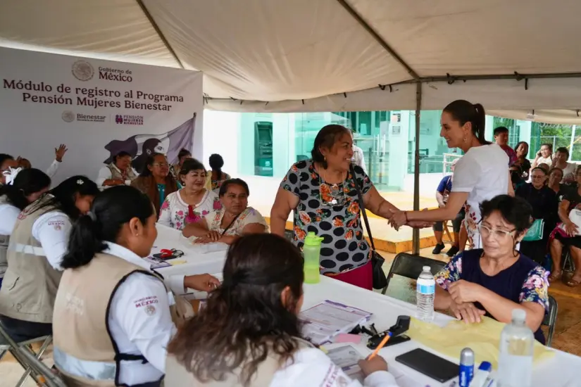 Retira tu Pensión Mujeres Bienestar de manera segura y ordenada. Foto: Gobierno de México.  