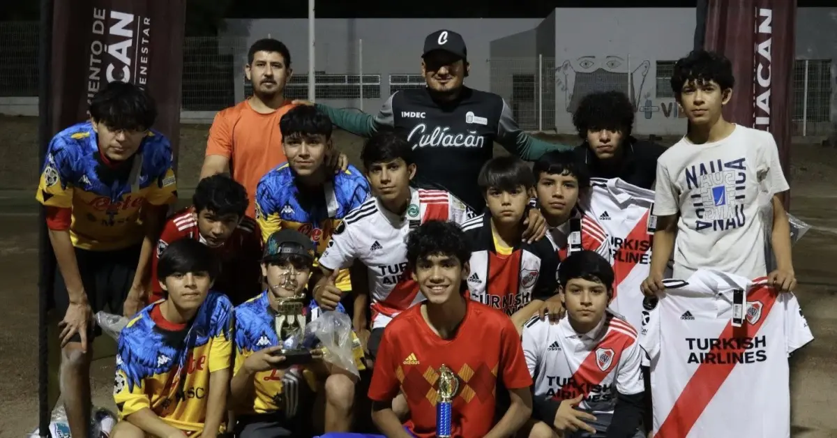 Torneos de Fútbol 5 en la colonia CNOP fomentan valores y convivencia familiar en Culiacán