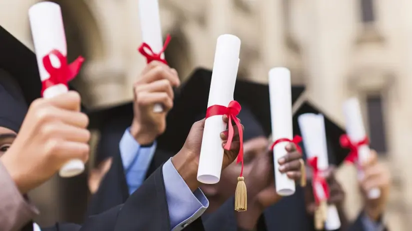 Rafael Aguirre, un migrante mexicano de 82 años, se graduó en Texas Rafael Aguirre acabó con los estereotipos. Foto: Getty Images