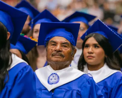 "Nunca es tarde para aprender": Rafael Aguirre, el migrante mexicano de 82 años que se graduó como técnico en Texas