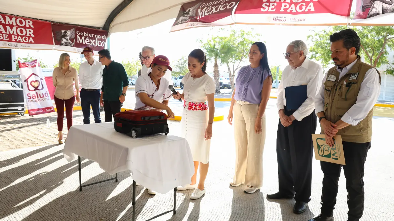 Claudia Sheinbaum lanza en Mazatlán, Sinaloa el programa “Salud, Casa por Casa”.