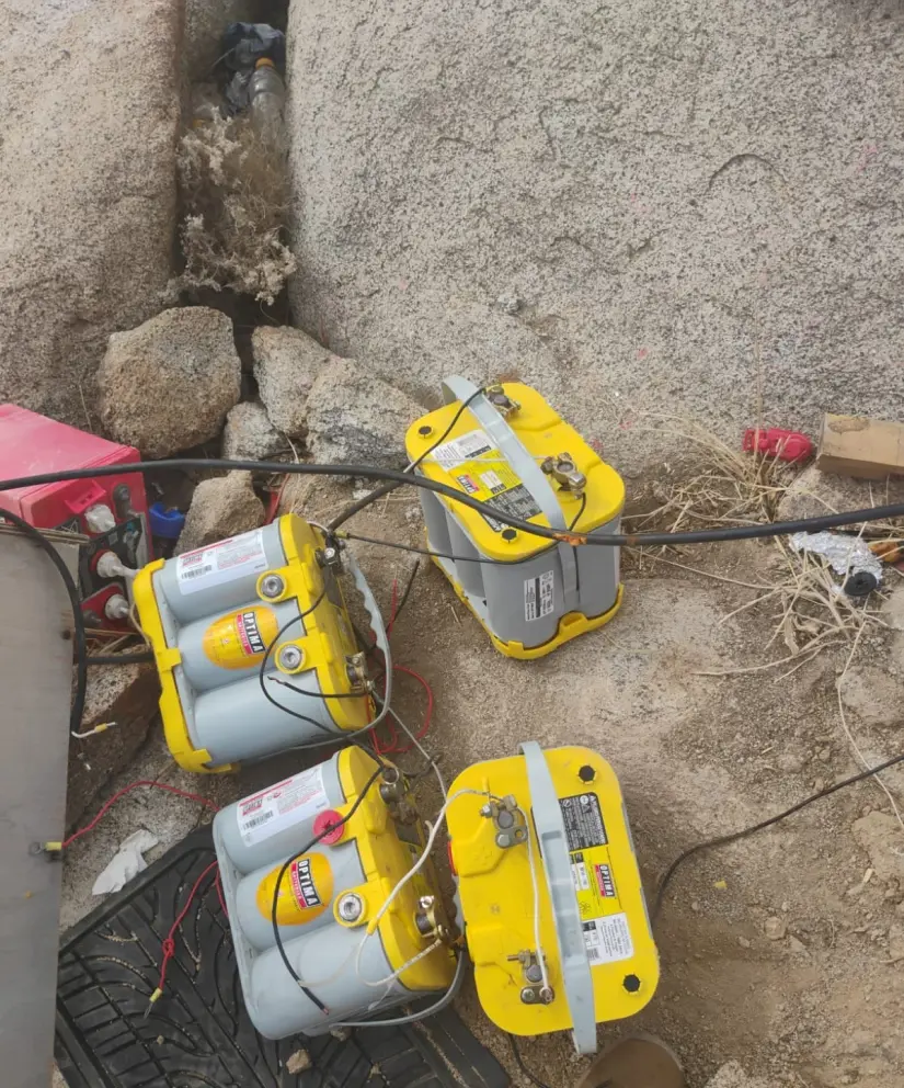 Armada de México desmantela antenas ilegales utilizadas por grupos criminales en Baja California. Armada de México desmantela antenas ilegales utilizadas por grupos criminales en Baja California.
